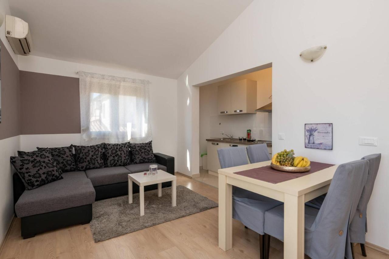 Apartmani Jana Porec Ngoại thất bức ảnh