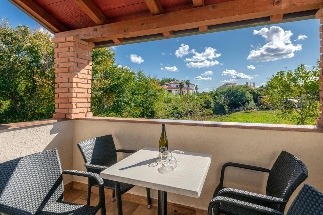 Apartmani Jana Porec Ngoại thất bức ảnh