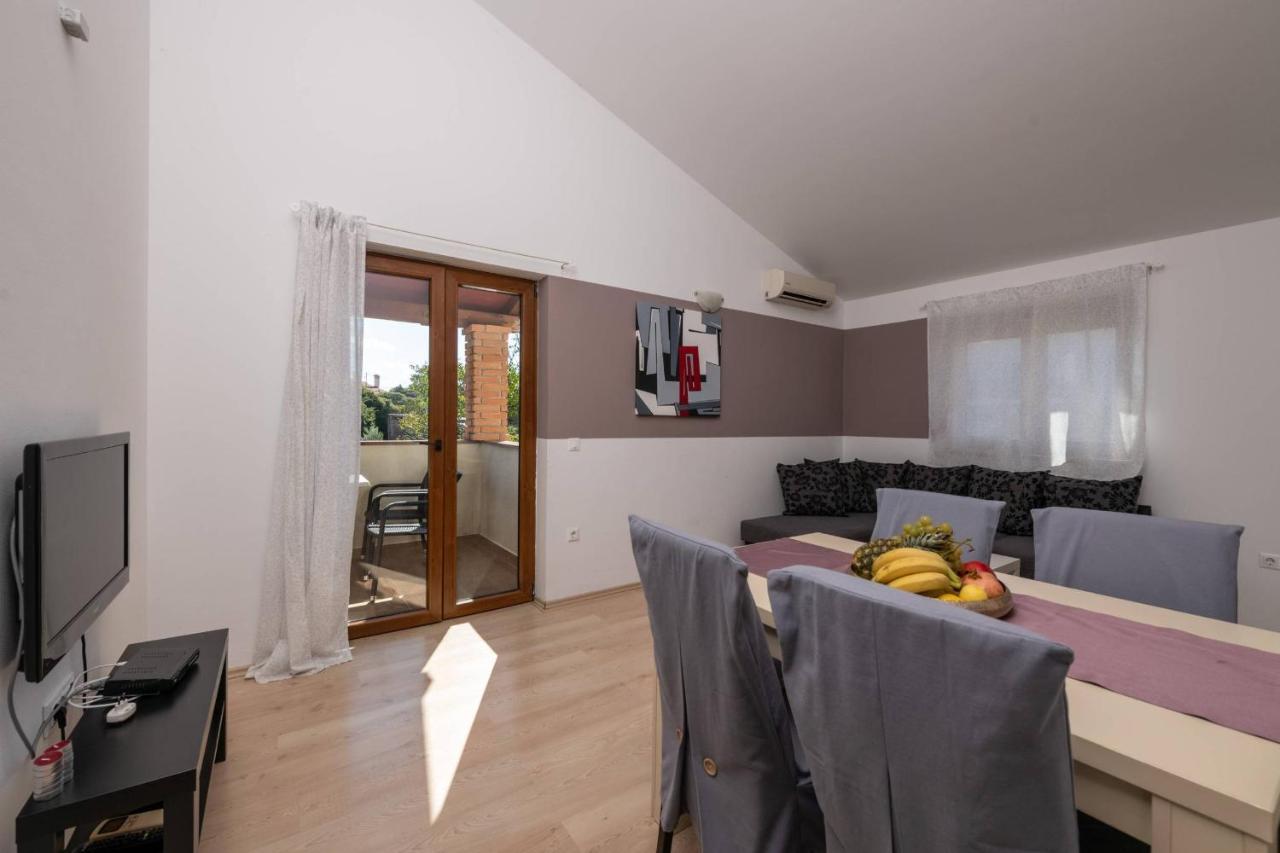 Apartmani Jana Porec Ngoại thất bức ảnh