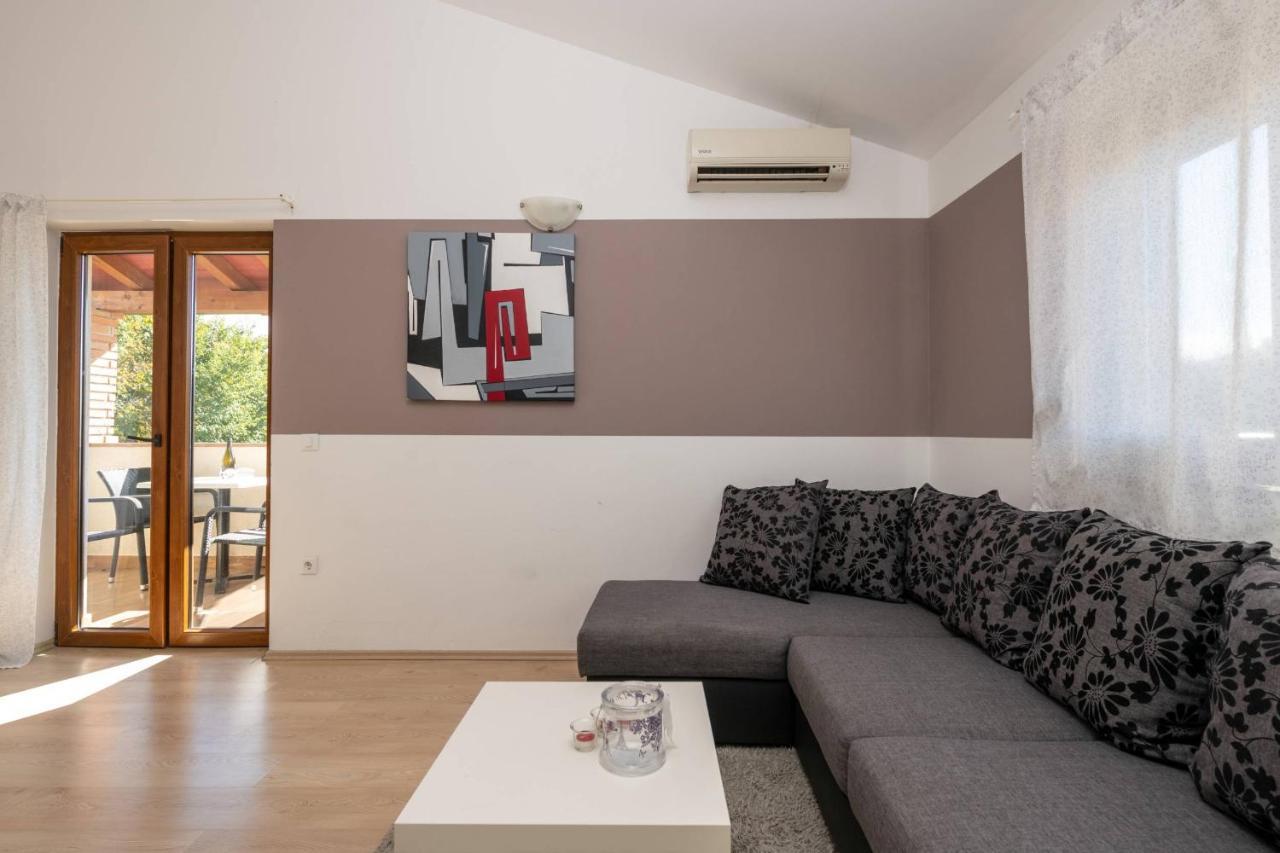 Apartmani Jana Porec Ngoại thất bức ảnh
