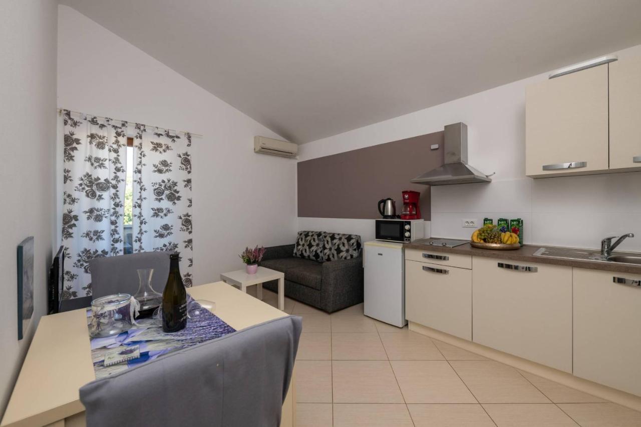 Apartmani Jana Porec Ngoại thất bức ảnh