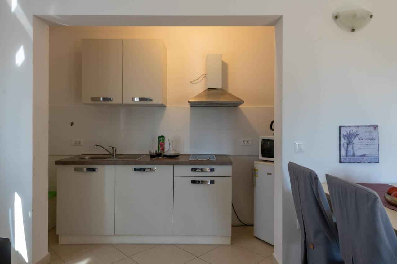 Apartmani Jana Porec Ngoại thất bức ảnh